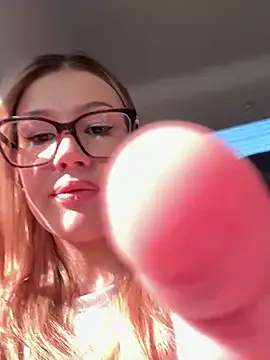 RinaCat online show from 09.18.25