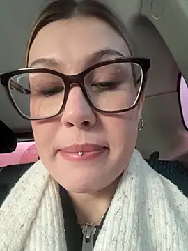 RinaCat online show from 10.04.25