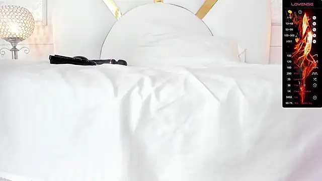 Donnapaul online show from 09.29.25