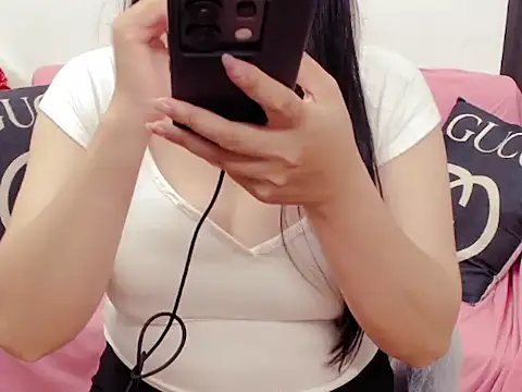 Snapshot of Haruka95 chatting on 05.11.26 Haruka95 online show from 05.11.26