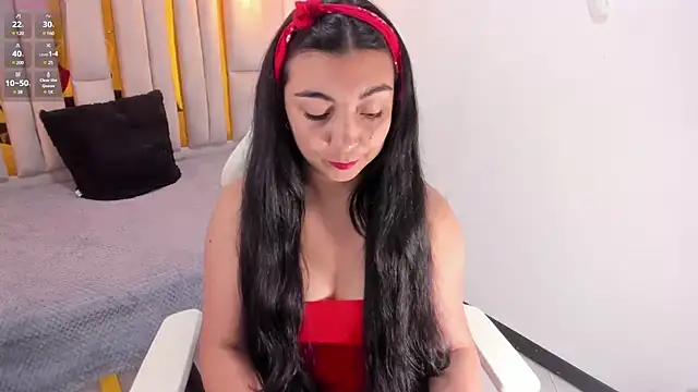 Karla hernandez  online show from 01.21.25