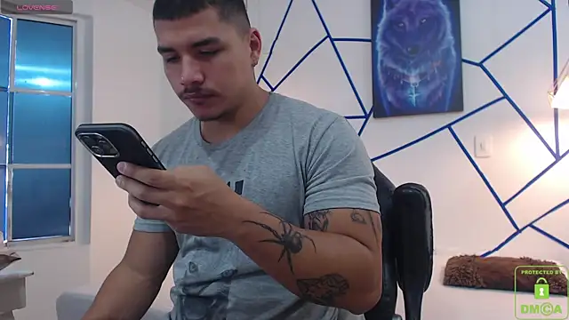 Snapshot of paulo_allen chatting on 01.07.25 paulo allen online show from 01.07.25