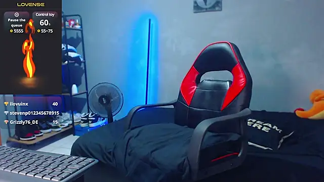 Snapshot of paulo_allen chatting on 03.09.25 paulo allen online show from 03.09.25