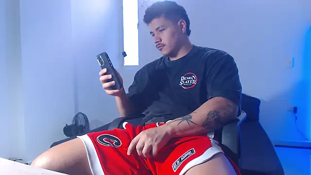 Snapshot of paulo_allen chatting on 10.08.25 paulo allen online show from 10.08.25