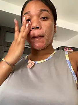 ashley Tompson1 online show from 03.19.25