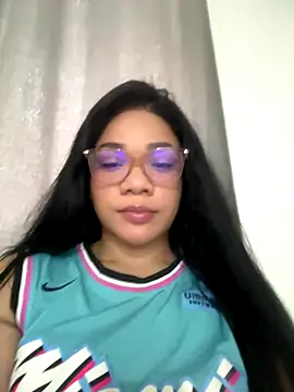 ashley Tompson1 online show from 10.27.25