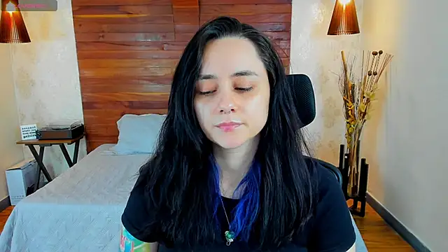 KatherineBond online show from 01.30.25