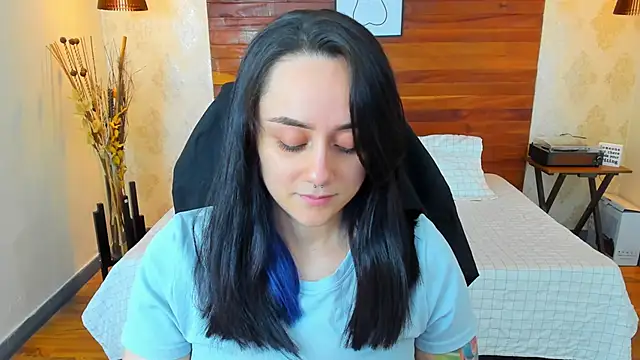 KatherineBond online show from 02.12.25