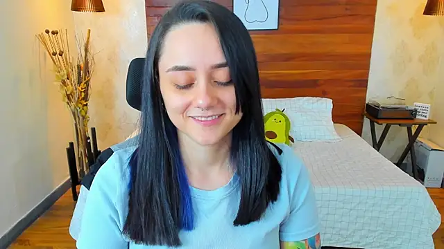 KatherineBond online show from 02.13.25