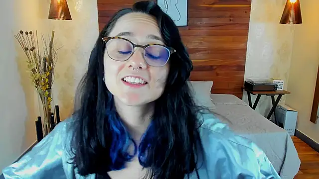 KatherineBond online show from 03.11.25