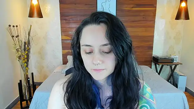 KatherineBond online show from 03.13.25