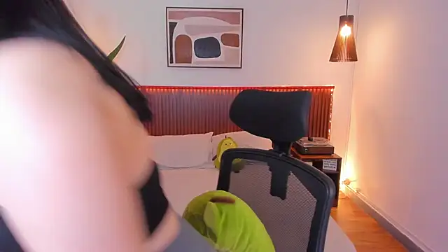 KatherineBond online show from 09.12.25