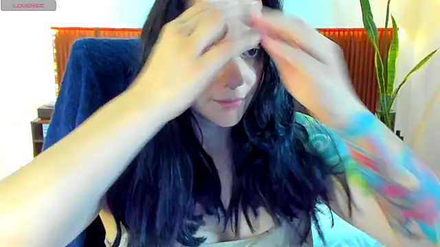 KatherineBond online show from 11.05.25