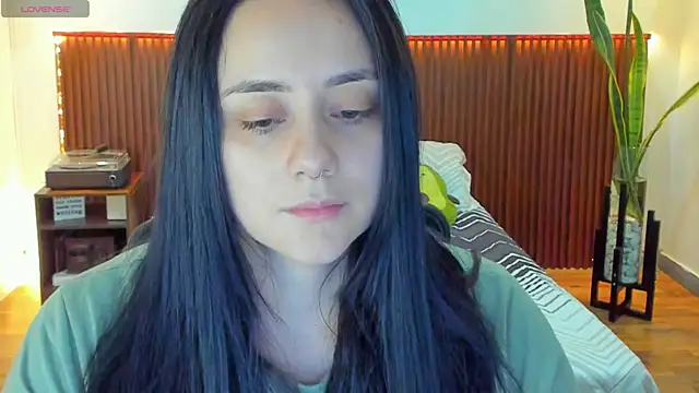 KatherineBond online show from 11.11.25