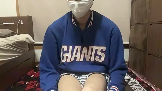 Snapshot of nihs1 chatting on 03.10.26 nihs1 online show from 03.10.26