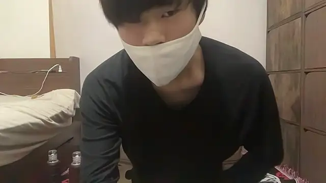 Snapshot of nihs1 chatting on 03.20.26 nihs1 online show from 03.20.26