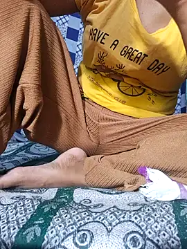 Snapshot of Priya_Bong chatting on 09.12.25 Priya Bong online show from 09.12.25