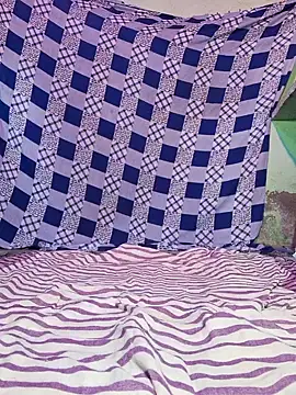 Snapshot of Priya_Bong chatting on 09.16.25 Priya Bong online show from 09.16.25