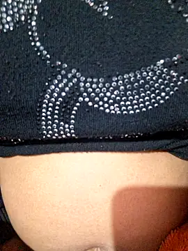 Snapshot of Priya_Bong chatting on 11.21.25 Priya Bong online show from 11.21.25