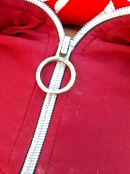 Snapshot of Priya_Bong chatting on 11.29.25 Priya Bong online show from 11.29.25