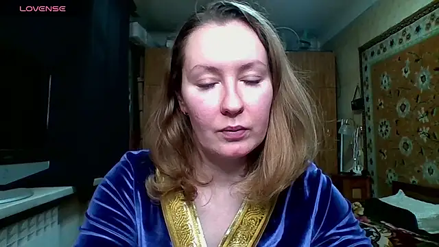 AnnaXLovers online show from 12.28.24