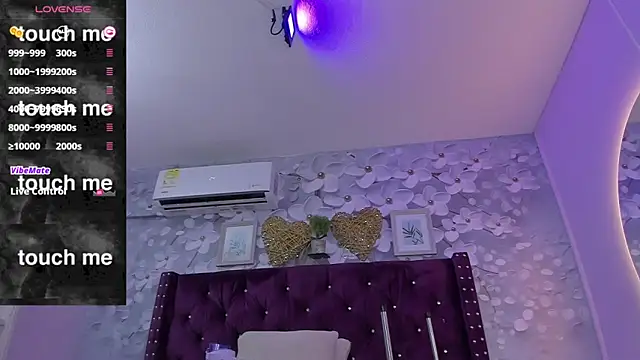 Snapshot of Danee_19_ chatting on 03.20.25 Danee 19 online show from 03.20.25