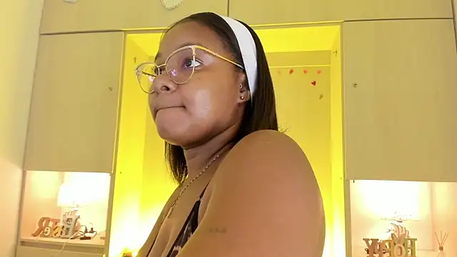 tamaraa smiith online show from 11.07.25