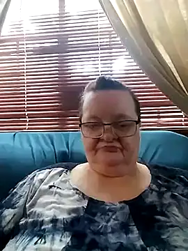 Bayou Woman68 online show from 11.15.25