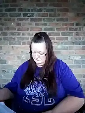 Bayou Woman68 online show from 11.23.25