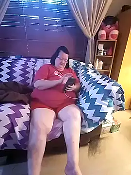 Snapshot of Bayou_Woman68 chatting on 07.27.26 Bayou Woman68 online show from 07.27.26