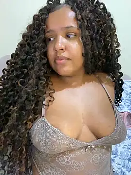 Snapshot of 99_Lilith chatting on 01.12.25 99 Lilith online show from 01.12.25