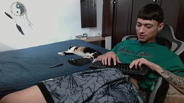 aaron blug online show from 01.11.26