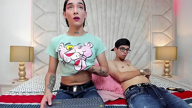 Derek and Skarlet online show from 02.28.25