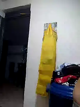  Miaaleon online show from 11.12.25