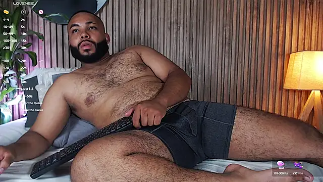 Snapshot of DilanJonnes_ chatting on 12.07.24 DilanJonnes online show from 12.07.24