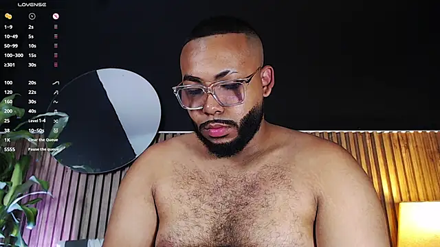 Snapshot of DilanJonnes_ chatting on 12.22.24 DilanJonnes online show from 12.22.24