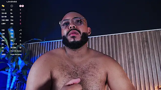 Snapshot of DilanJonnes_ chatting on 01.31.25 DilanJonnes online show from 01.31.25