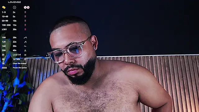 Snapshot of DilanJonnes_ chatting on 02.24.25 DilanJonnes online show from 02.24.25