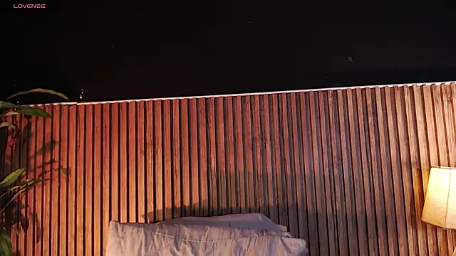 Snapshot of DilanJonnes_ chatting on 10.19.25 DilanJonnes online show from 10.19.25