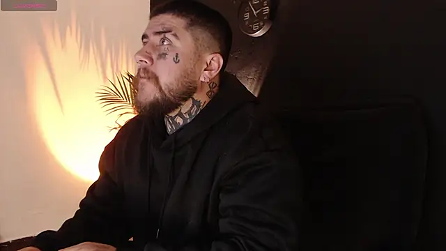 Ash gusbig online show from 01.16.25