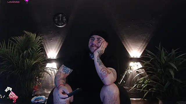 Ash gusbig online show from 02.16.25