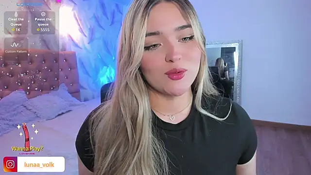 cattaleya    online show from 04.23.26