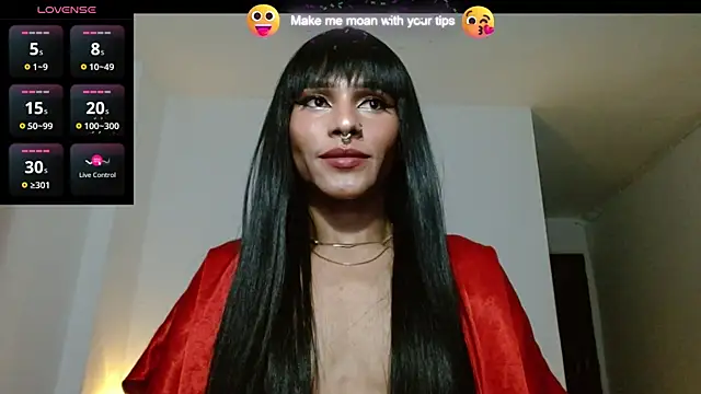 carolinemiller7 online show from 12.13.24