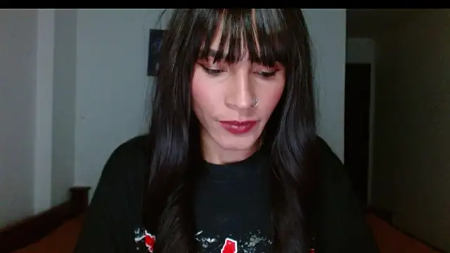 carolinemiller7 online show from 01.10.25