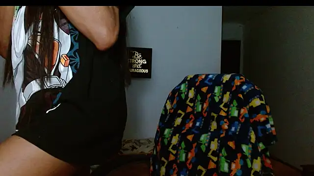 carolinemiller7 online show from 02.13.25