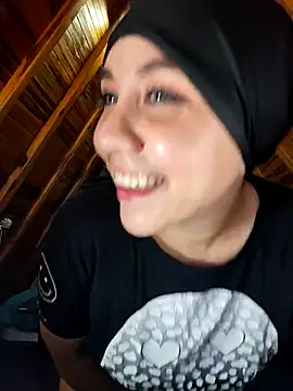 AmbarBurhan online show from 12.13.25