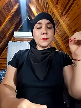 AmbarBurhan online show from 04.18.26