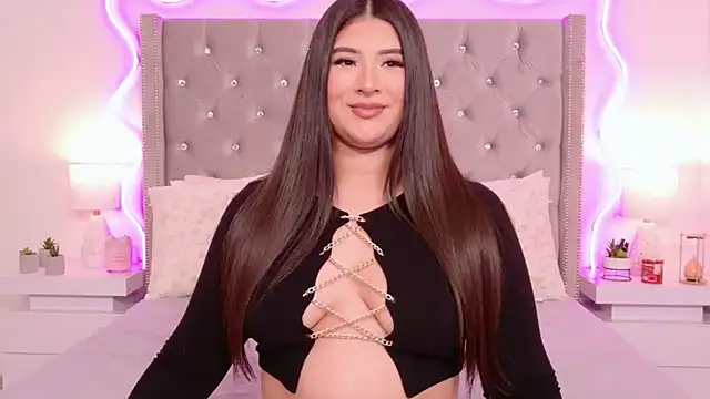 JuliaSUMMERS2022 online show from 11.12.25