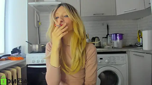  Alice Kitty online show from 12.05.24