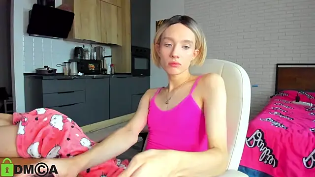  Alice Kitty online show from 10.06.25